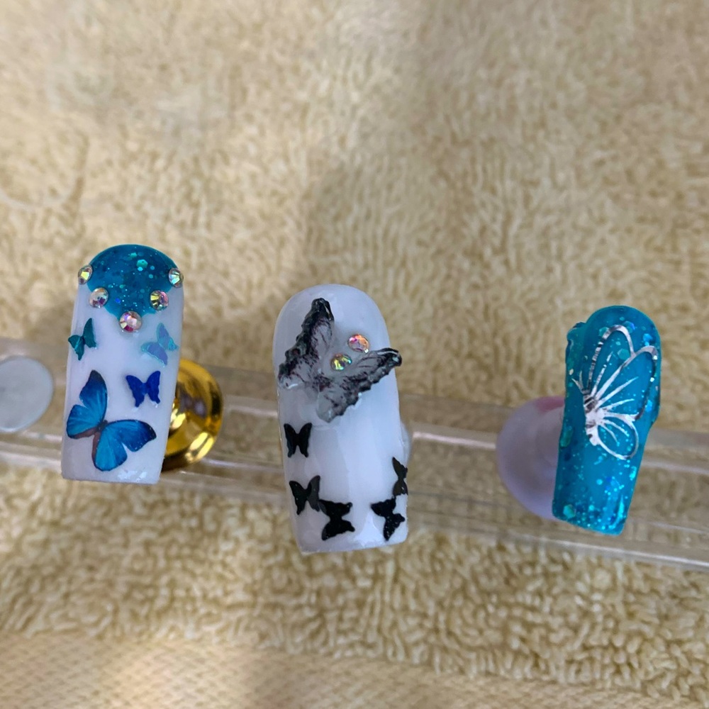 Butterfly press on nails 🦋
